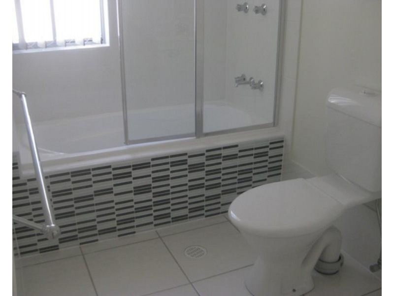48 30 Carmarthen Circuit, Pacific Pines QLD 4211