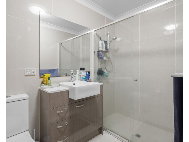 18/29-33 Juers Street, Kingston QLD 4114