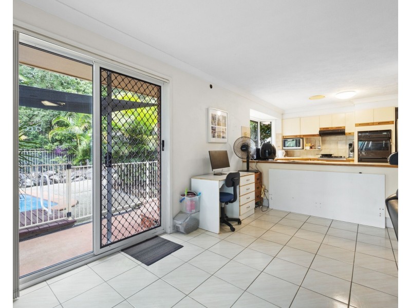 8 Myall Ct, Oxenford QLD 4210