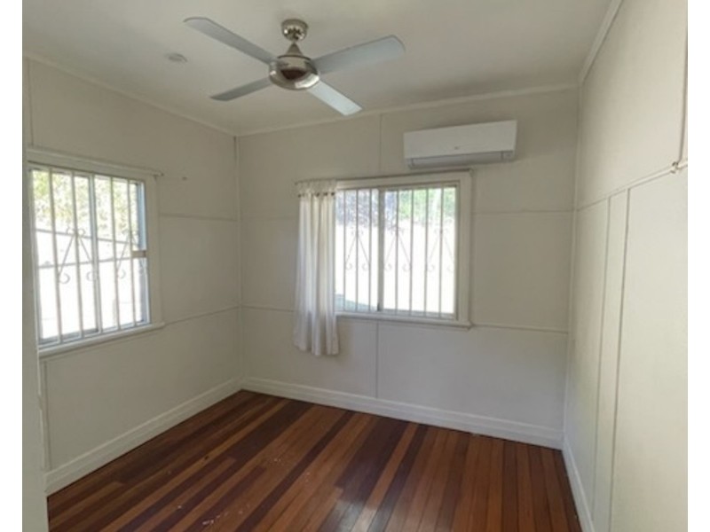 26 Garden St, Greenslopes QLD 4120