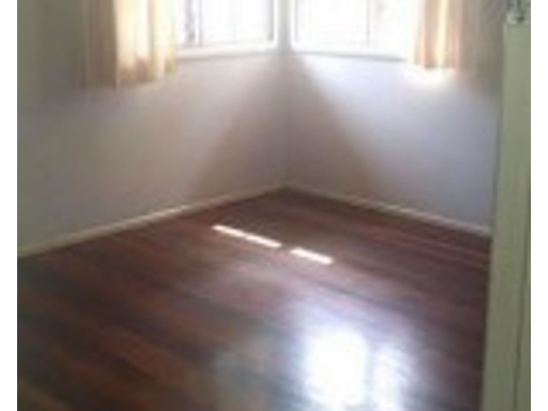 210 Mains Road, Sunnybank QLD 4109