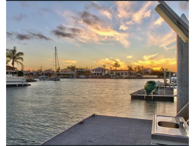 101 Masthead Drive, Cleveland QLD 4163