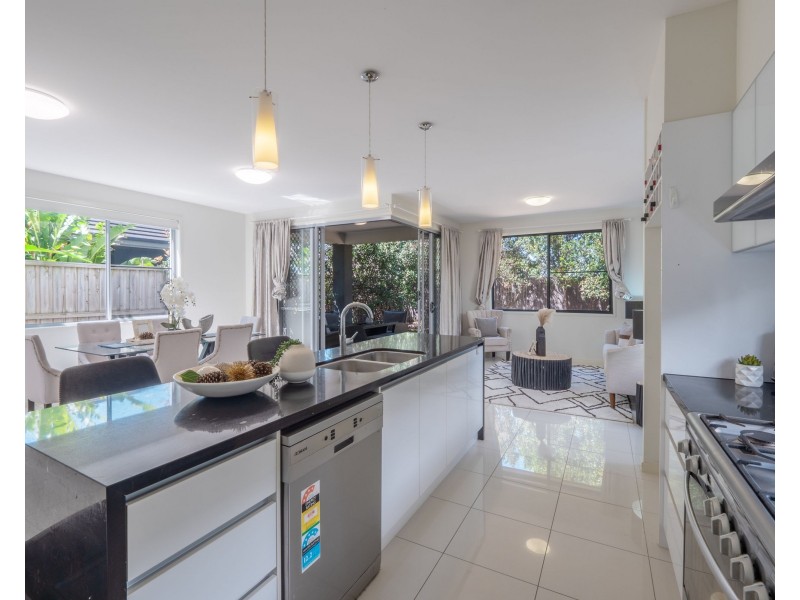 18 McDermott Parade, Rochedale QLD 4123