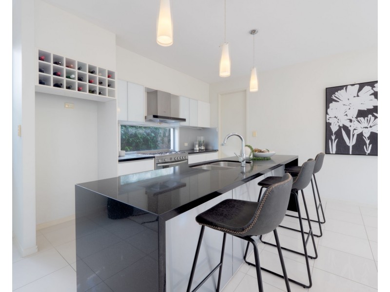 18 McDermott Parade, Rochedale QLD 4123