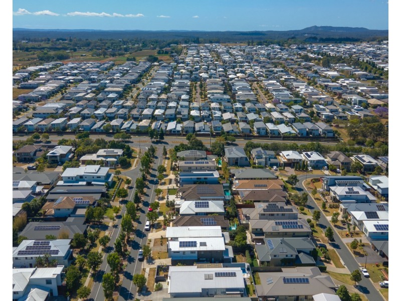 18 McDermott Parade, Rochedale QLD 4123