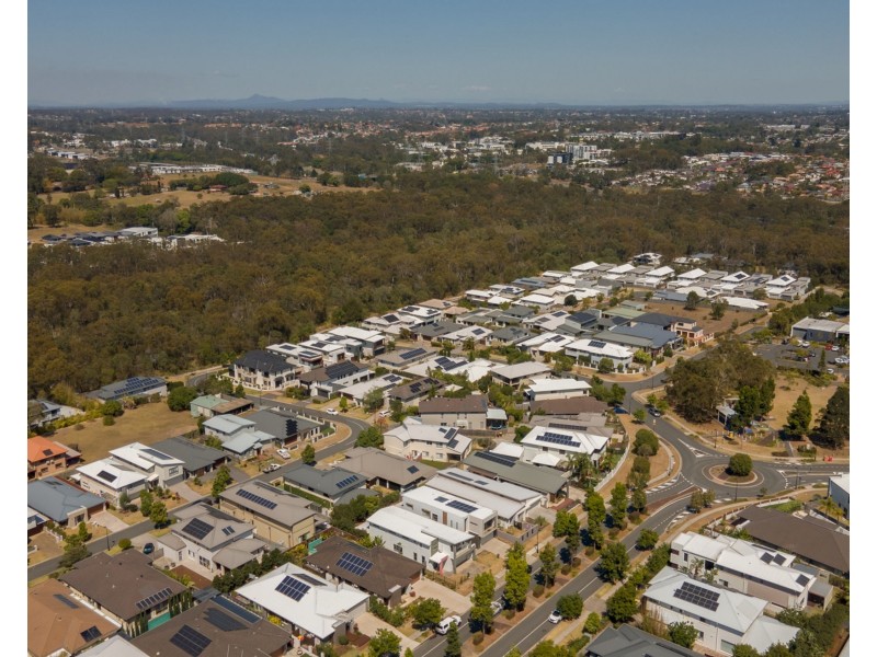 18 McDermott Parade, Rochedale QLD 4123