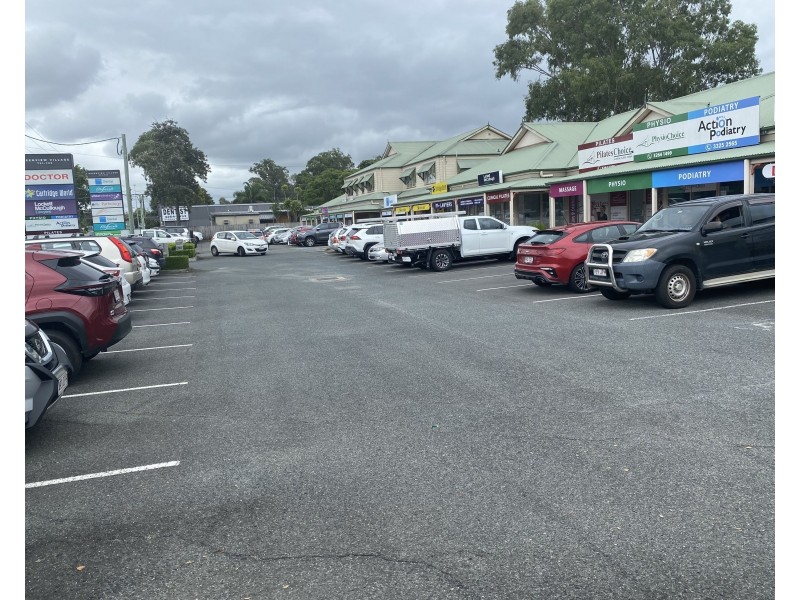 723 Albany Creek Road, Albany Creek QLD 4035