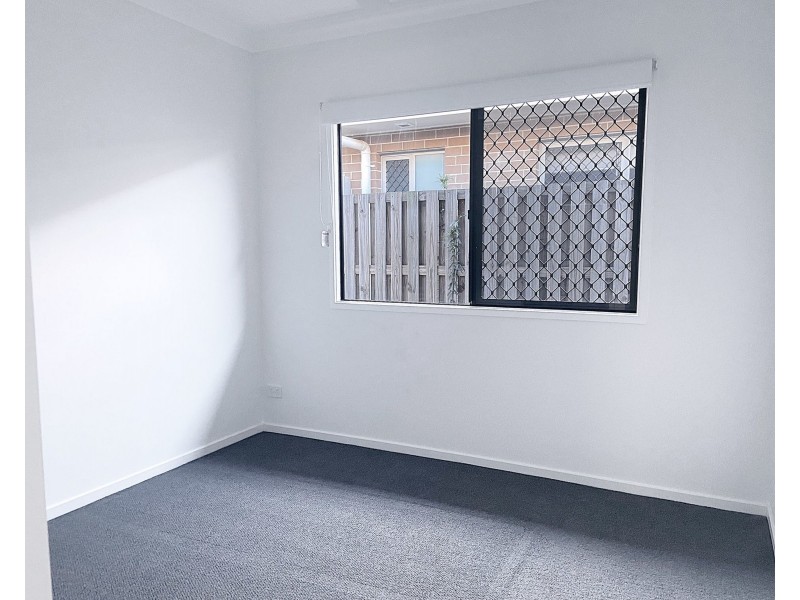 17 Mercy cct, Park Ridge QLD 4125