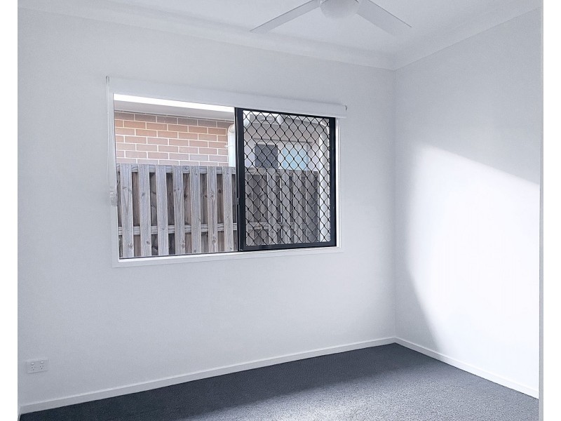 17 Mercy cct, Park Ridge QLD 4125