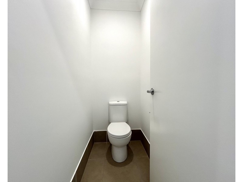 2 Azurite, Logan Reserve QLD 4133