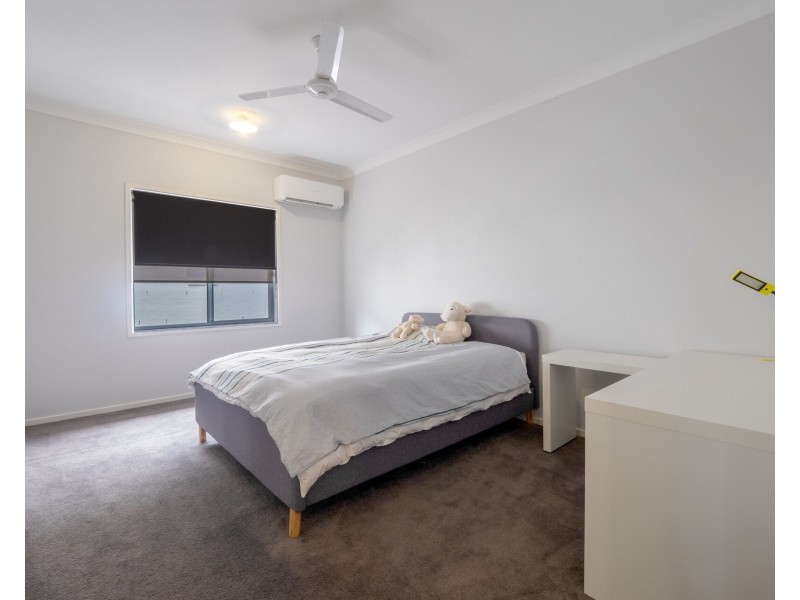 20 Oasis Crescent, Kuraby QLD 4112