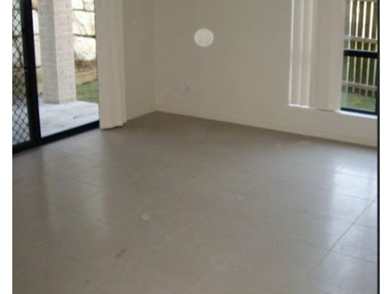 17A Gabrielle Court, Kallangur QLD 4503