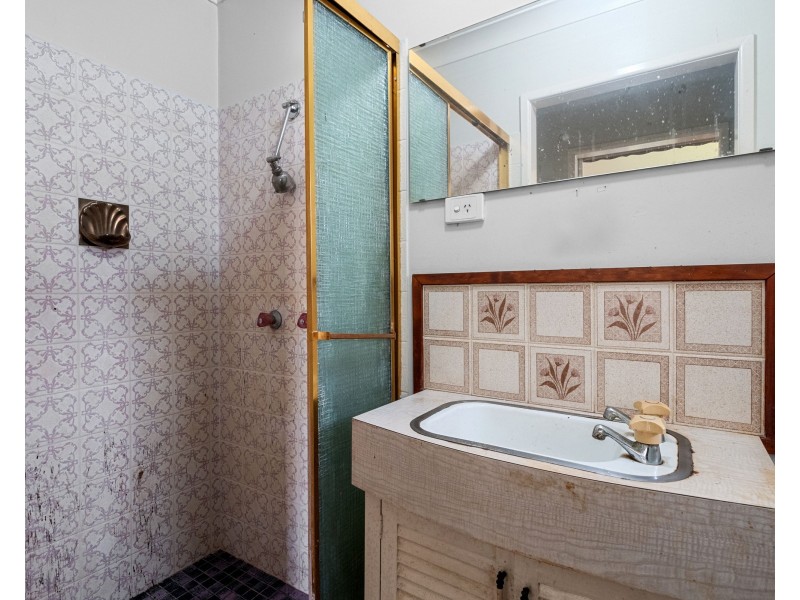 396 Warrigal Rd, Eight Mile Plains QLD 4113