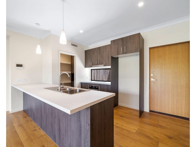 Unit 5/ 54 Ben Lexcen Court, Mount Warren Park QLD 4207