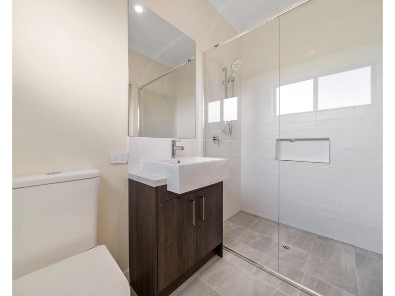 Unit 5/ 54 Ben Lexcen Court, Mount Warren Park QLD 4207