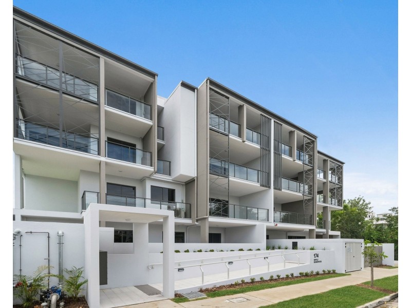 174 Mein Street, Scarborough QLD 4020