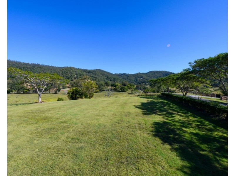 25 West James Rd & 1-89, Bruce Court, Rocksberg QLD 4510
