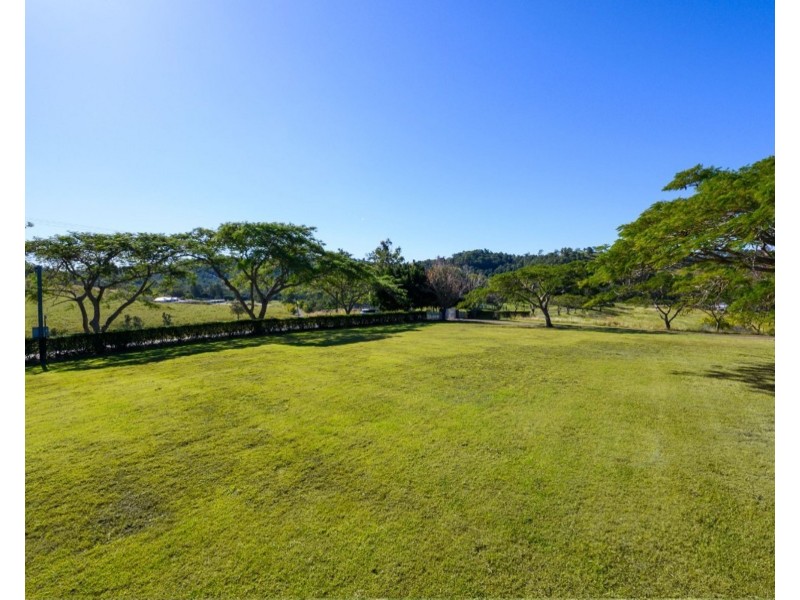 25 West James Rd & 1-89, Bruce Court, Rocksberg QLD 4510