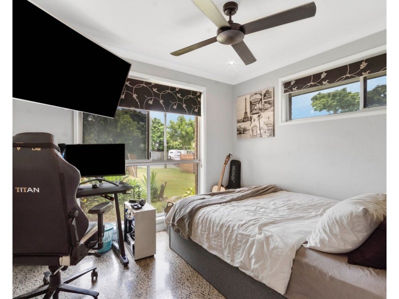 17 Simone Street, Boronia Heights QLD 4124