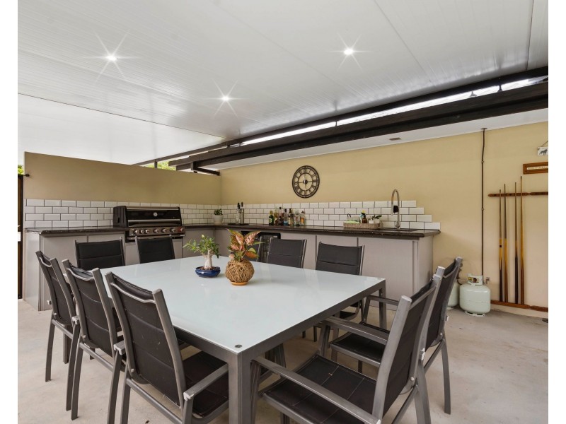 17 Simone Street, Boronia Heights QLD 4124