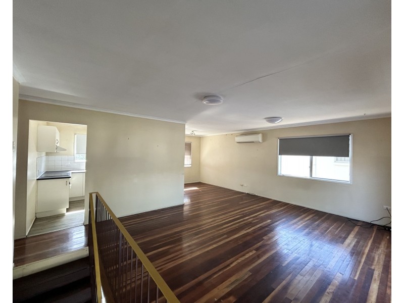 16 Malmrose Street, Wishart QLD 4122