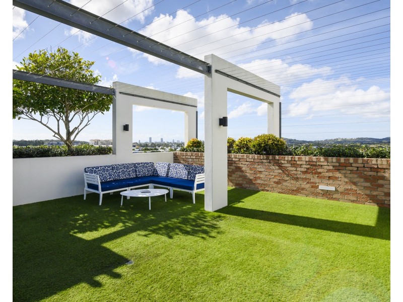 207/190 Varsity Parade, Varsity Lakes QLD 4227