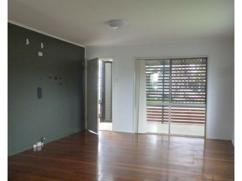 72 Mayes Avenue, Kingston QLD 4114