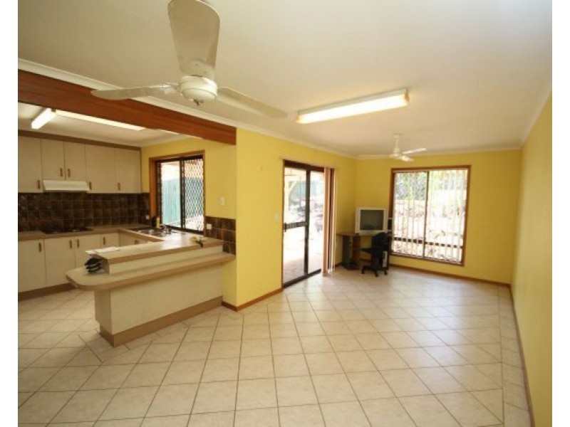 21 Cummin Street, Wishart QLD 4122