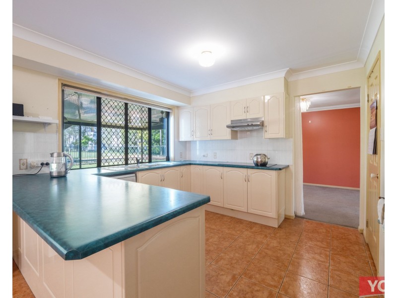 13 Belvedere Dr, Park Ridge QLD 4125