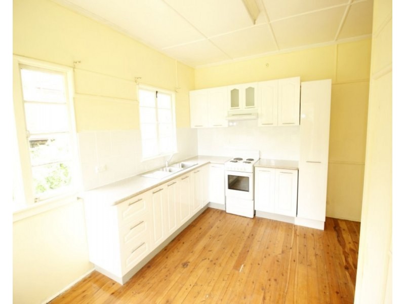 92 Ainsworth Street, Salisbury QLD 4107