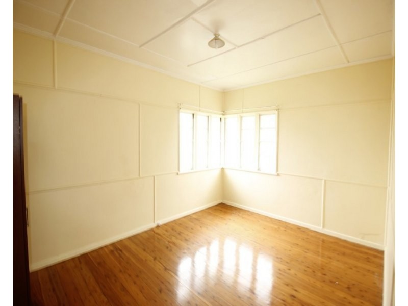 92 Ainsworth Street, Salisbury QLD 4107