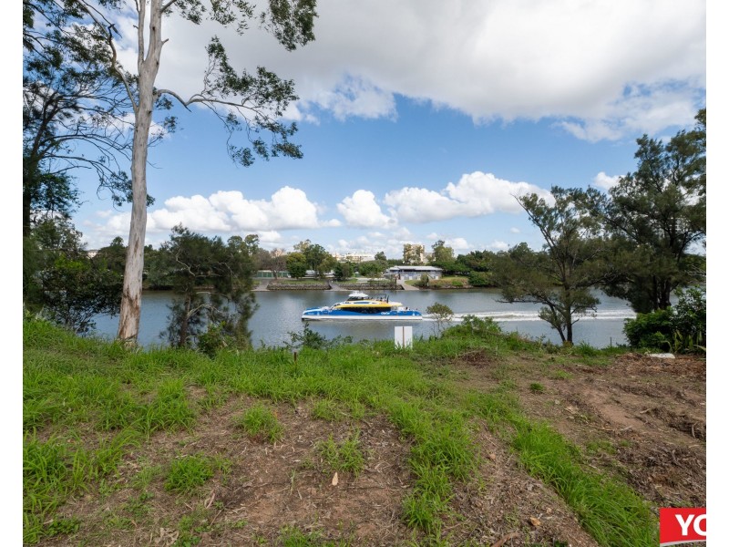 11 Dudley Street, Highgate Hill QLD 4101