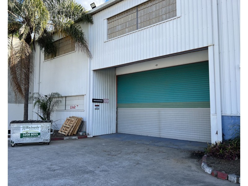 Shop 7, 40 Johnson Road, Hillcrest QLD 4118