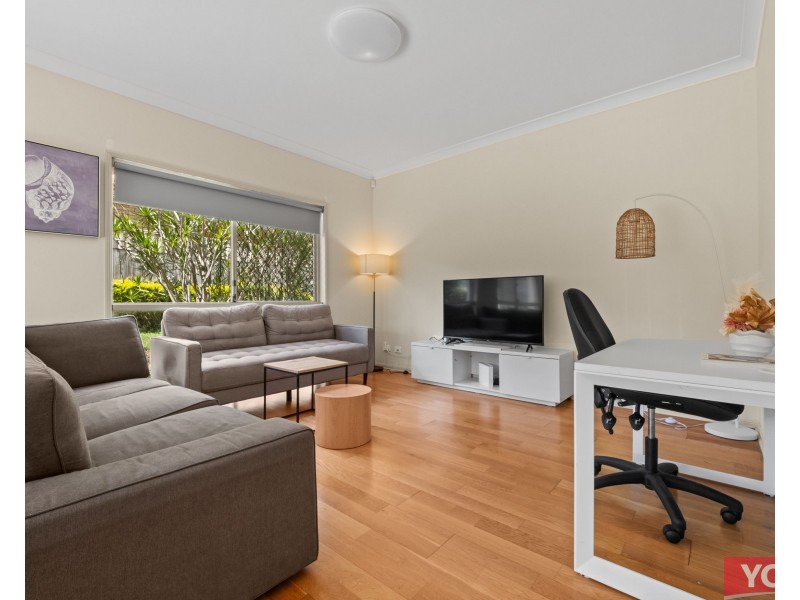 1 Jade Close, Robertson QLD 4109