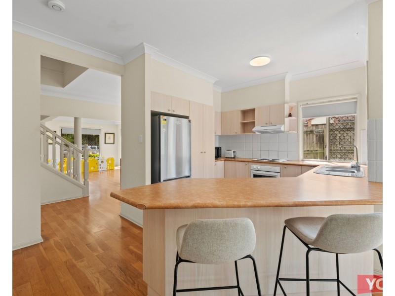 1 Jade Close, Robertson QLD 4109