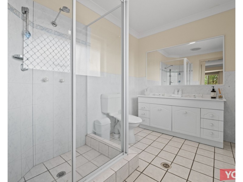 1 Jade Close, Robertson QLD 4109