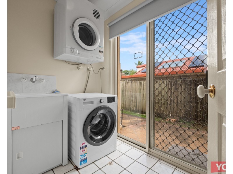 1 Jade Close, Robertson QLD 4109