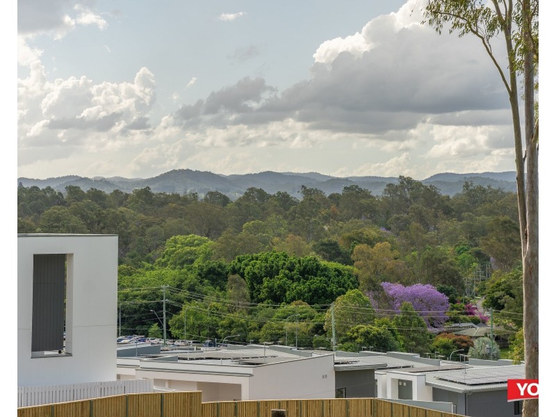 2172 MOGGILL ROAD, Kenmore QLD 4069