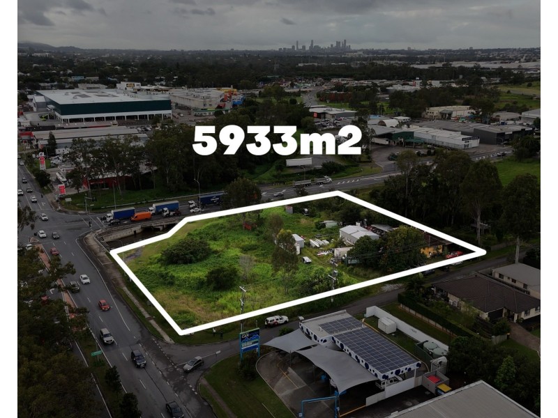 16 ALBAN ST, Oxley QLD 4075