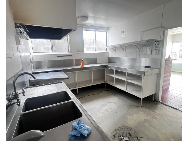 3 Colburn Ave, Victoria Point QLD 4165