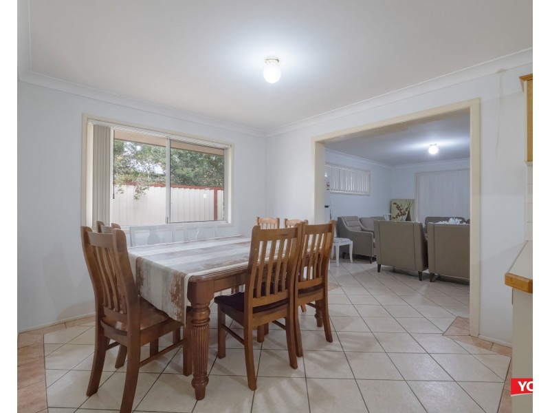 78 Owens Cresent, Regents Park QLD 4118