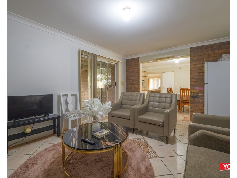 78 Owens Cresent, Regents Park QLD 4118