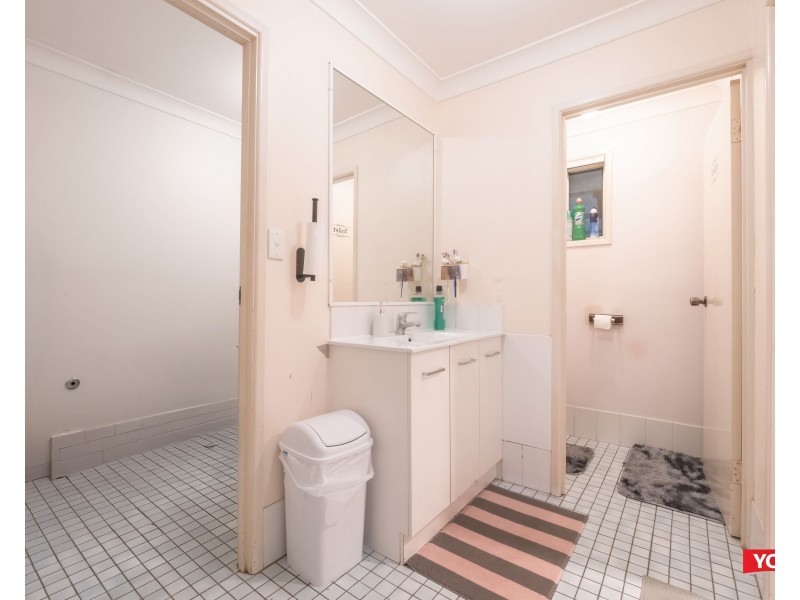 78 Owens Cresent, Regents Park QLD 4118