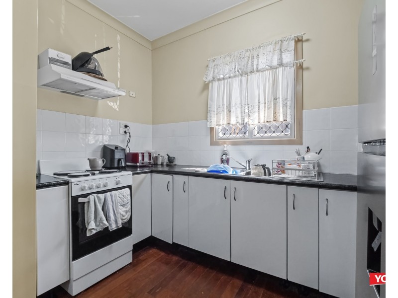64 Chubb Street, One Mile QLD 4305