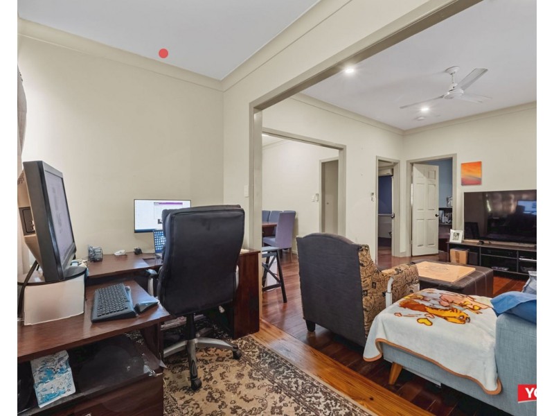 64 Chubb Street, One Mile QLD 4305