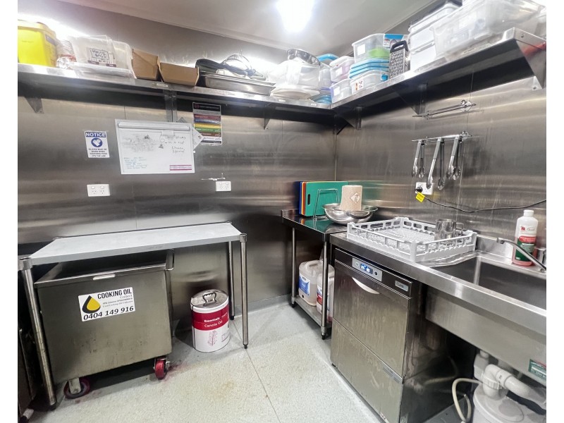 Shop5 40 Johnson road, Hillcrest QLD 4118