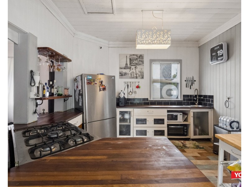 23 Doyle Street, Silkstone QLD 4304