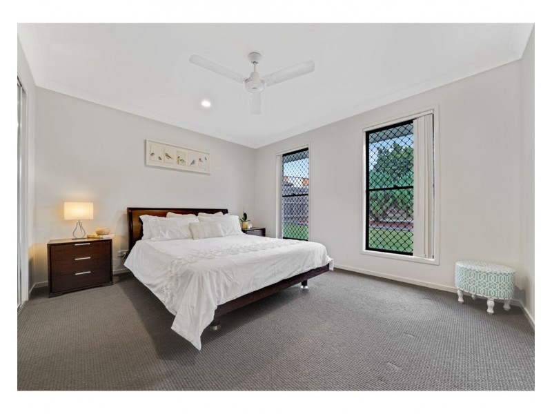 73 Argule, Hillcrest QLD 4118