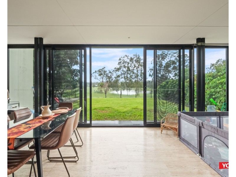 20 The Boulevard, Benowa QLD 4217