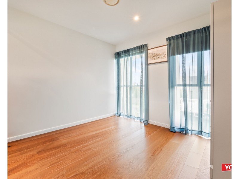 20 The Boulevard, Benowa QLD 4217